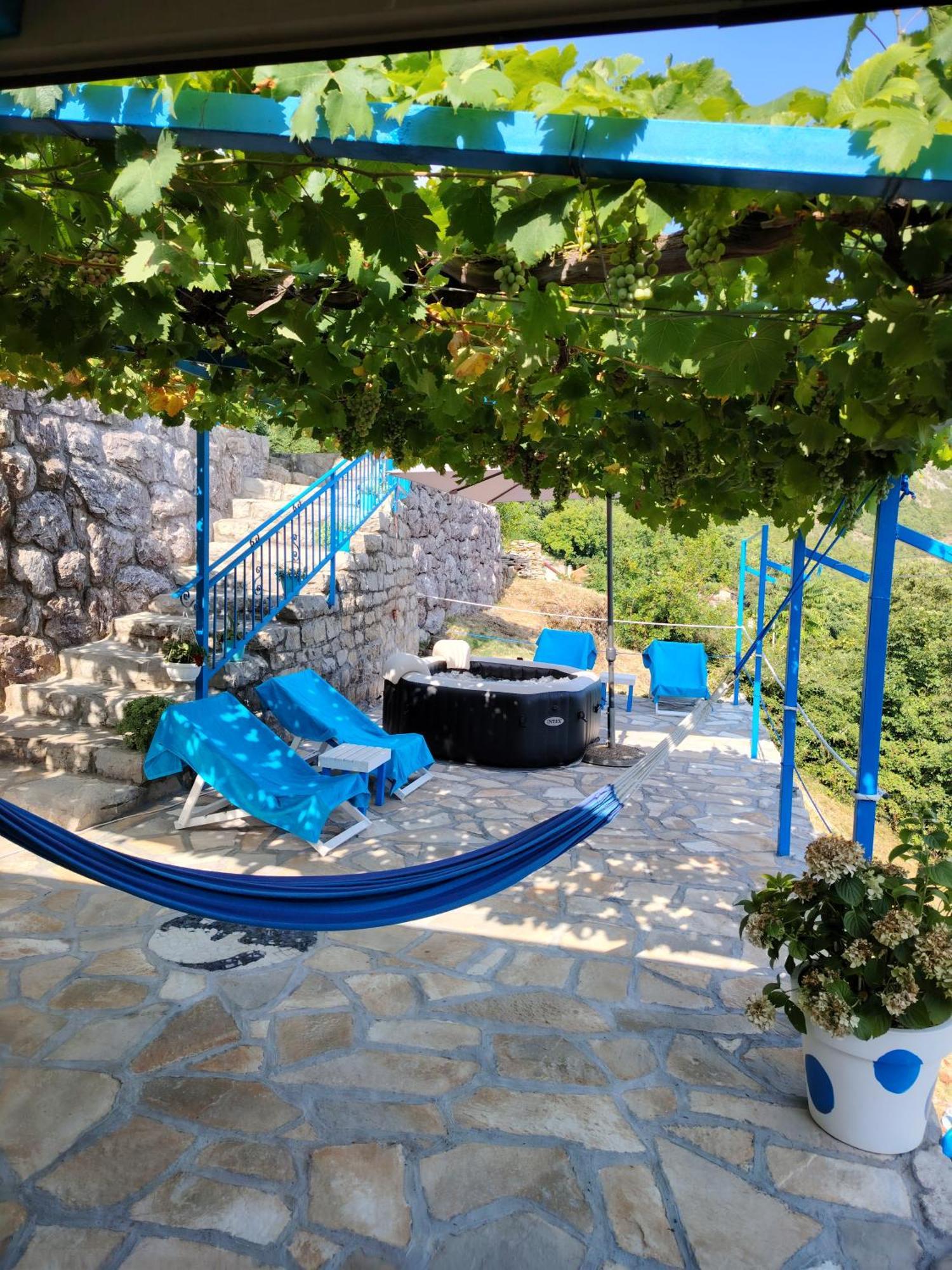 Etno House Happy Village Цетине Экстерьер фото