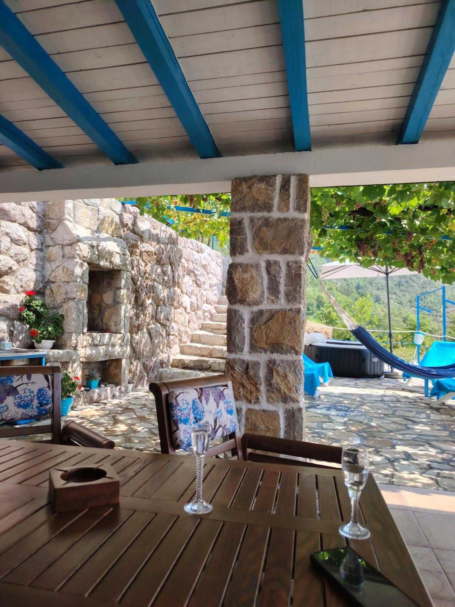 Etno House Happy Village Цетине Экстерьер фото